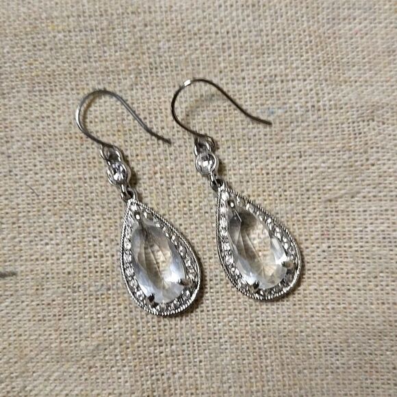 Vintage Monet Teardrop Boho Crystal Drop Silver Tone Chandelier Earrings - Picture 2 of 6